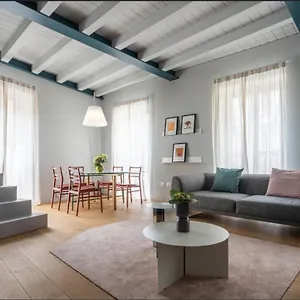 Apartment Heart Porta Romana Milan