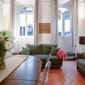 Apartment Rondinelli Charme Prestige Florence
